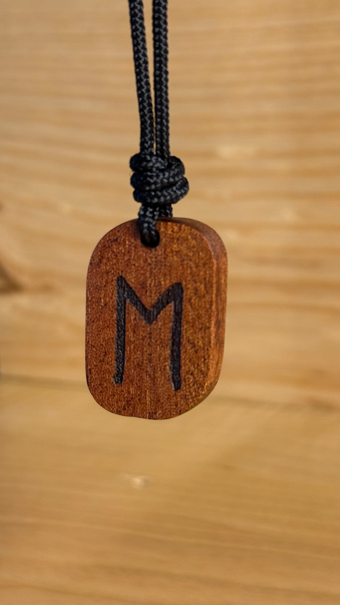 Amuleto runico – Ehwaz • Cavallo, Movimento