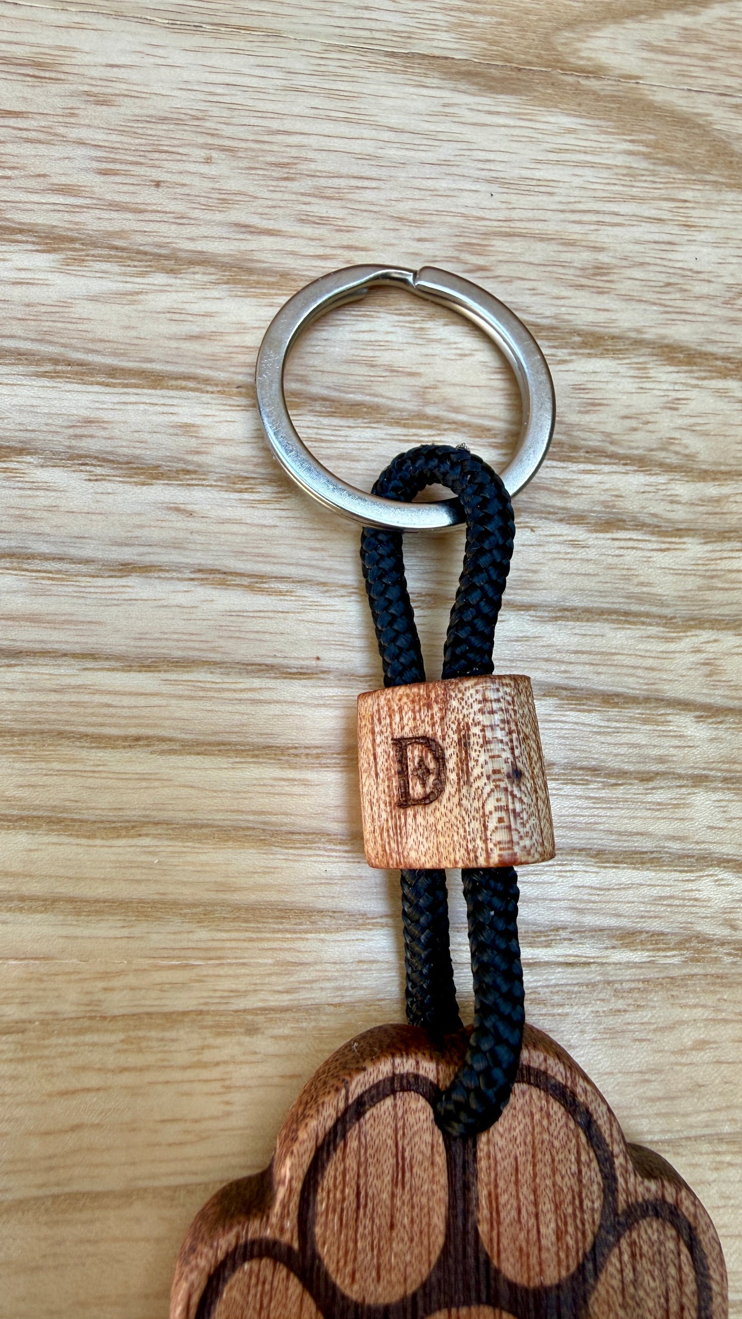 Portachiavi Pet – Cane in Okoumè