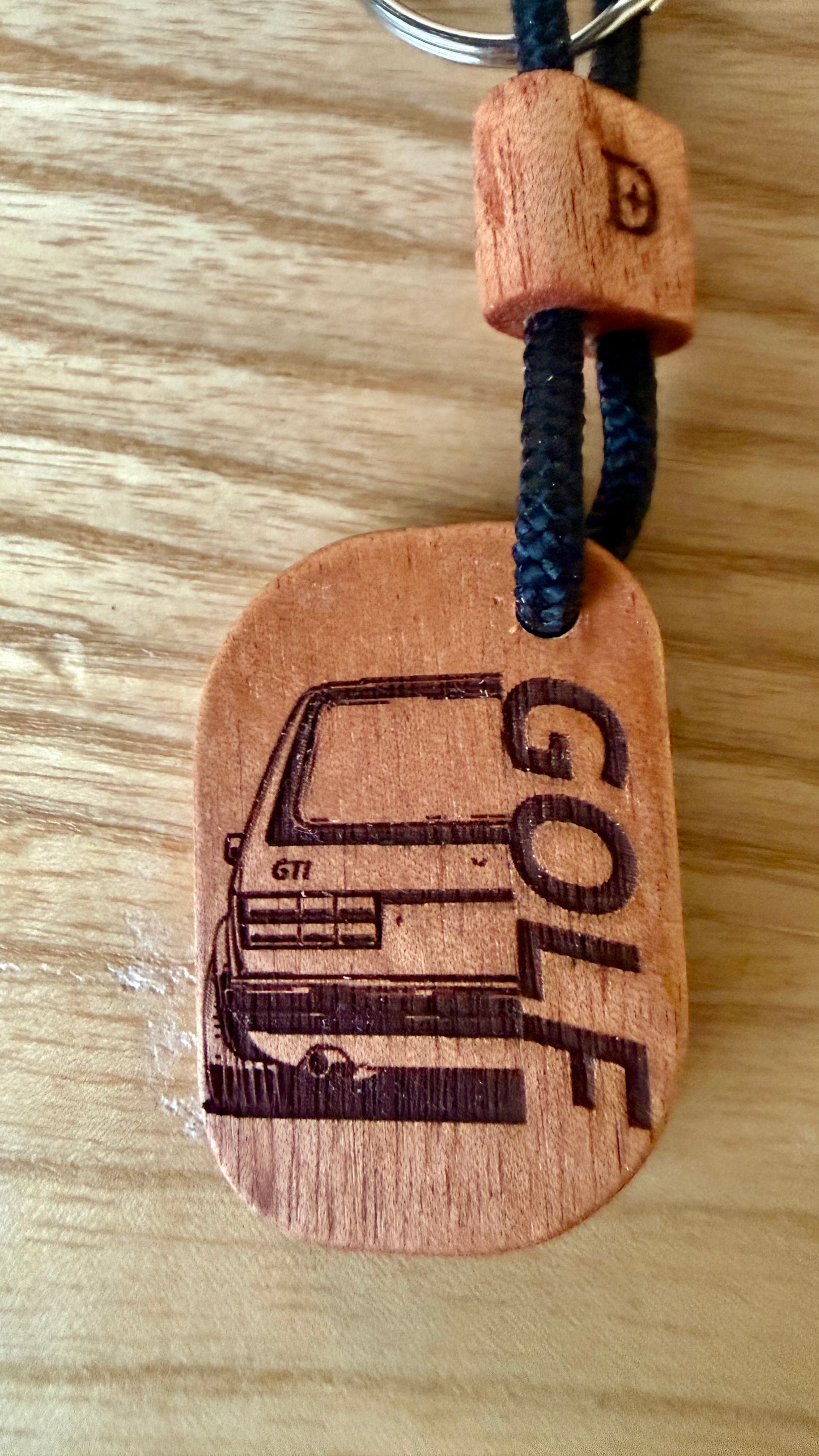 Portachiavi in legno “Golf GTI MK1”
