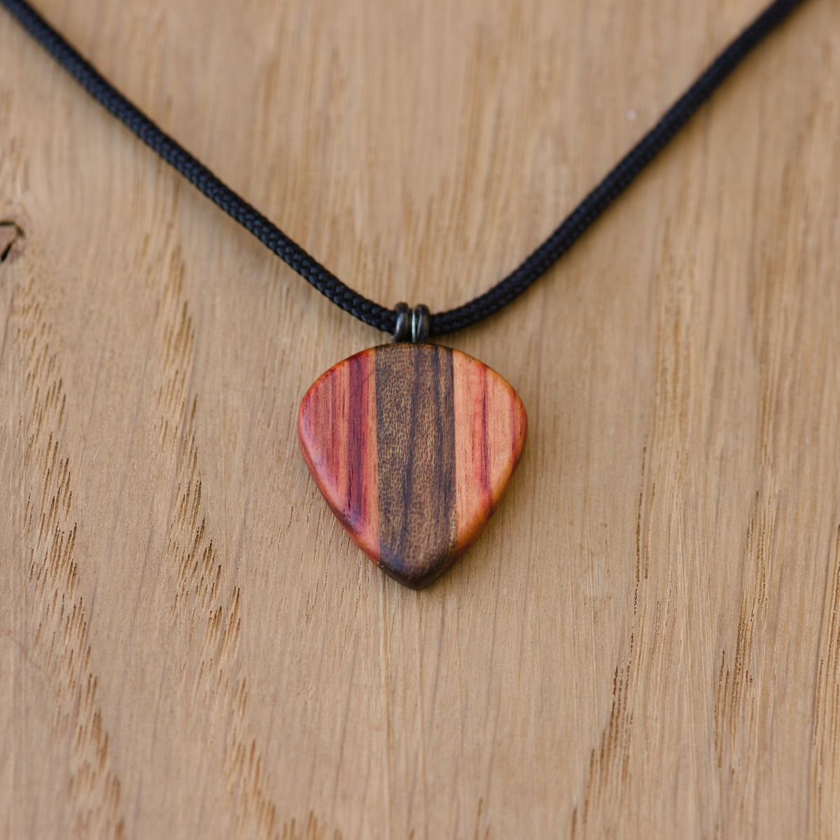 Dogstar Pick "Forma e Sostanza" in Bois de Rose and Ovangkol
