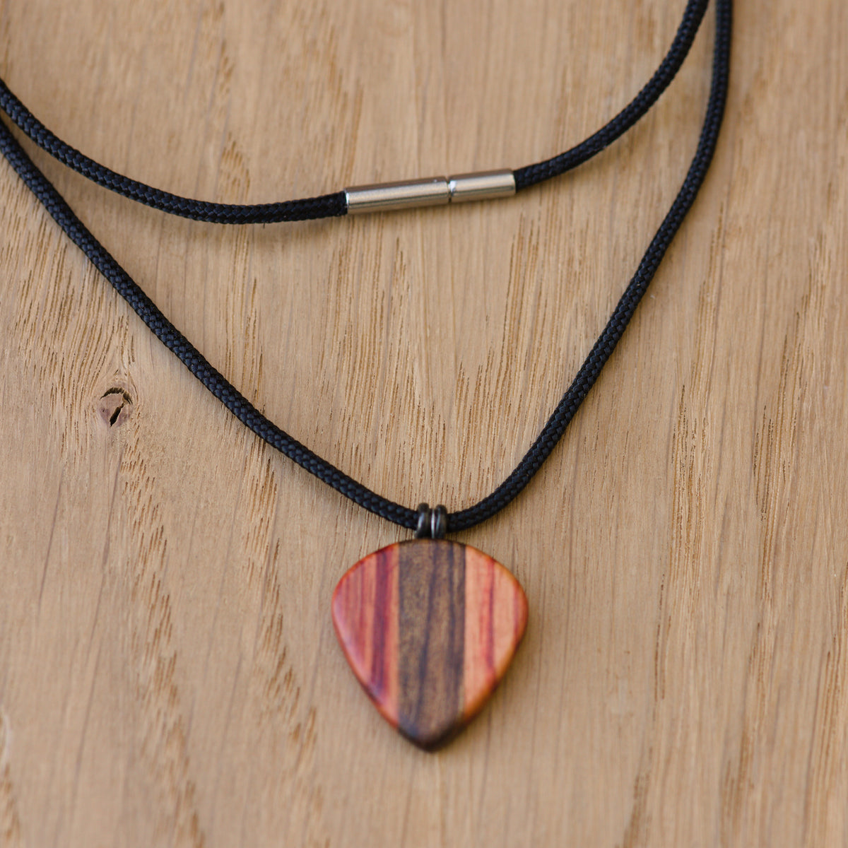 Dogstar Pick "Forma e Sostanza" in Bois de Rose and Ovangkol