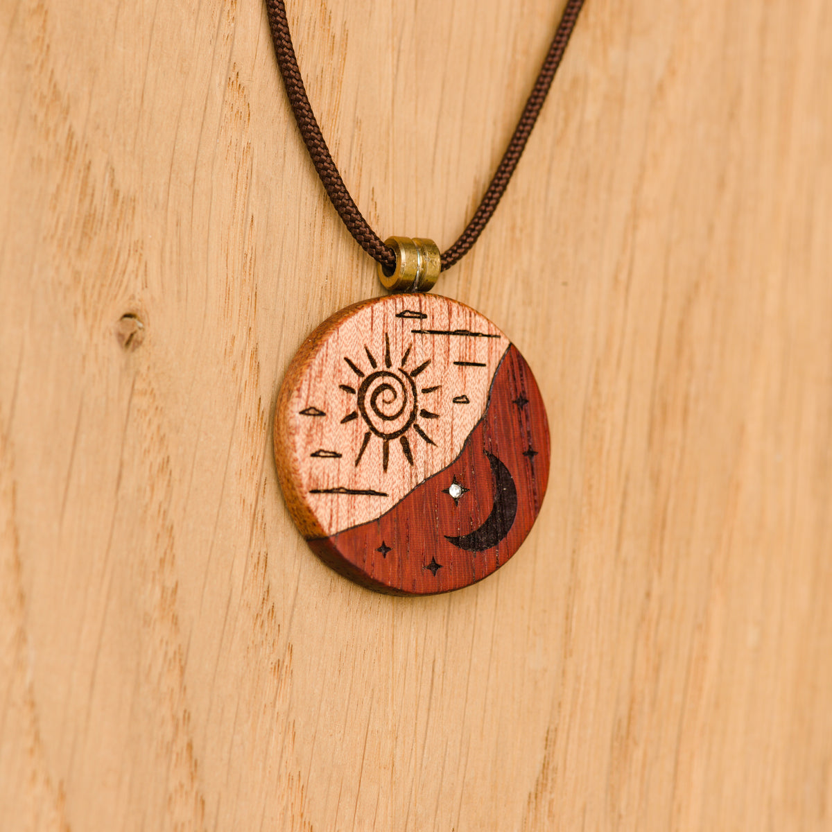Sun and Moon Pendant “Sirius” in Okoumè and Padauk