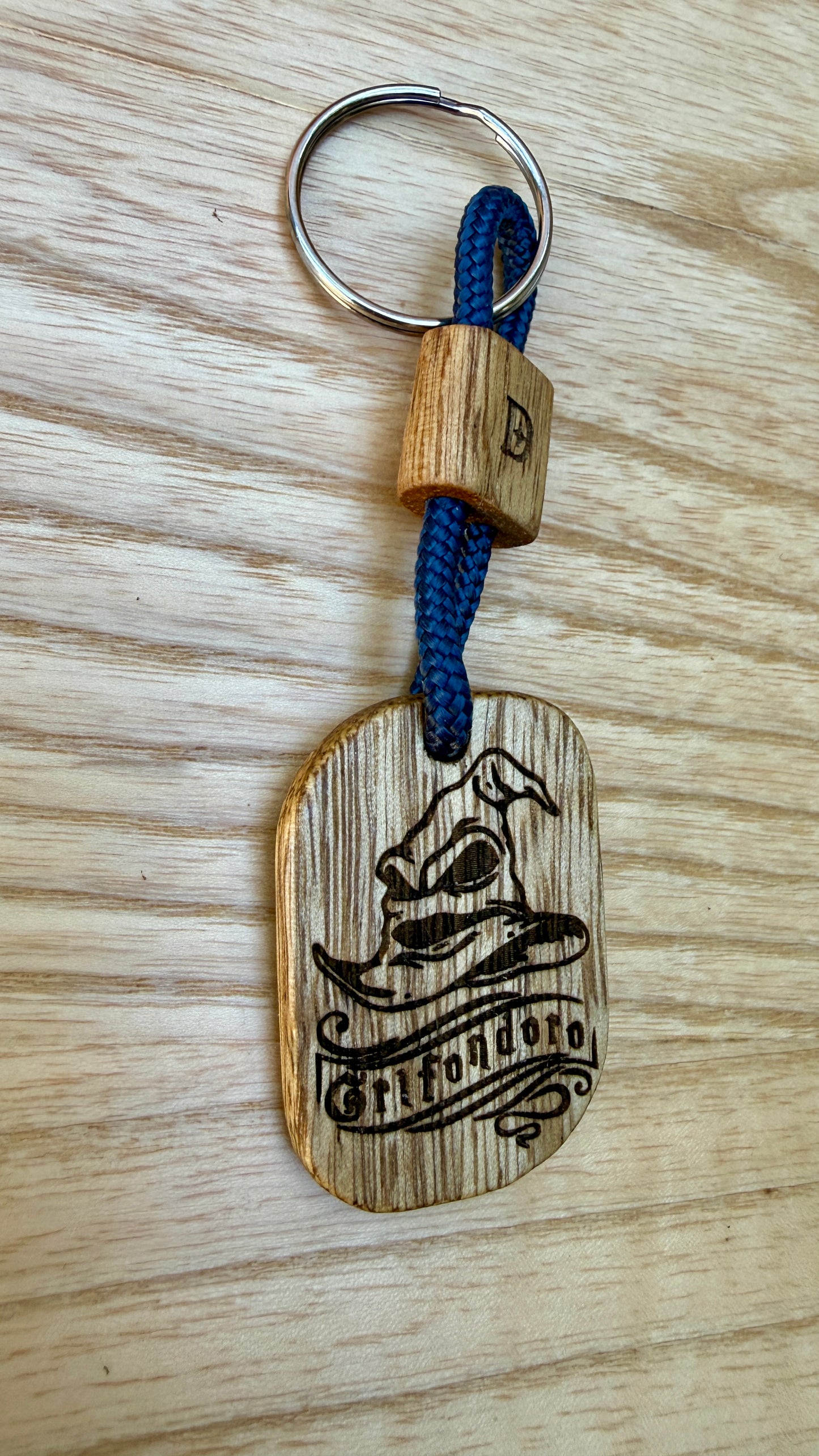 Portachiavi Cappello Parlante – Sorting Hat Tribute in Korina