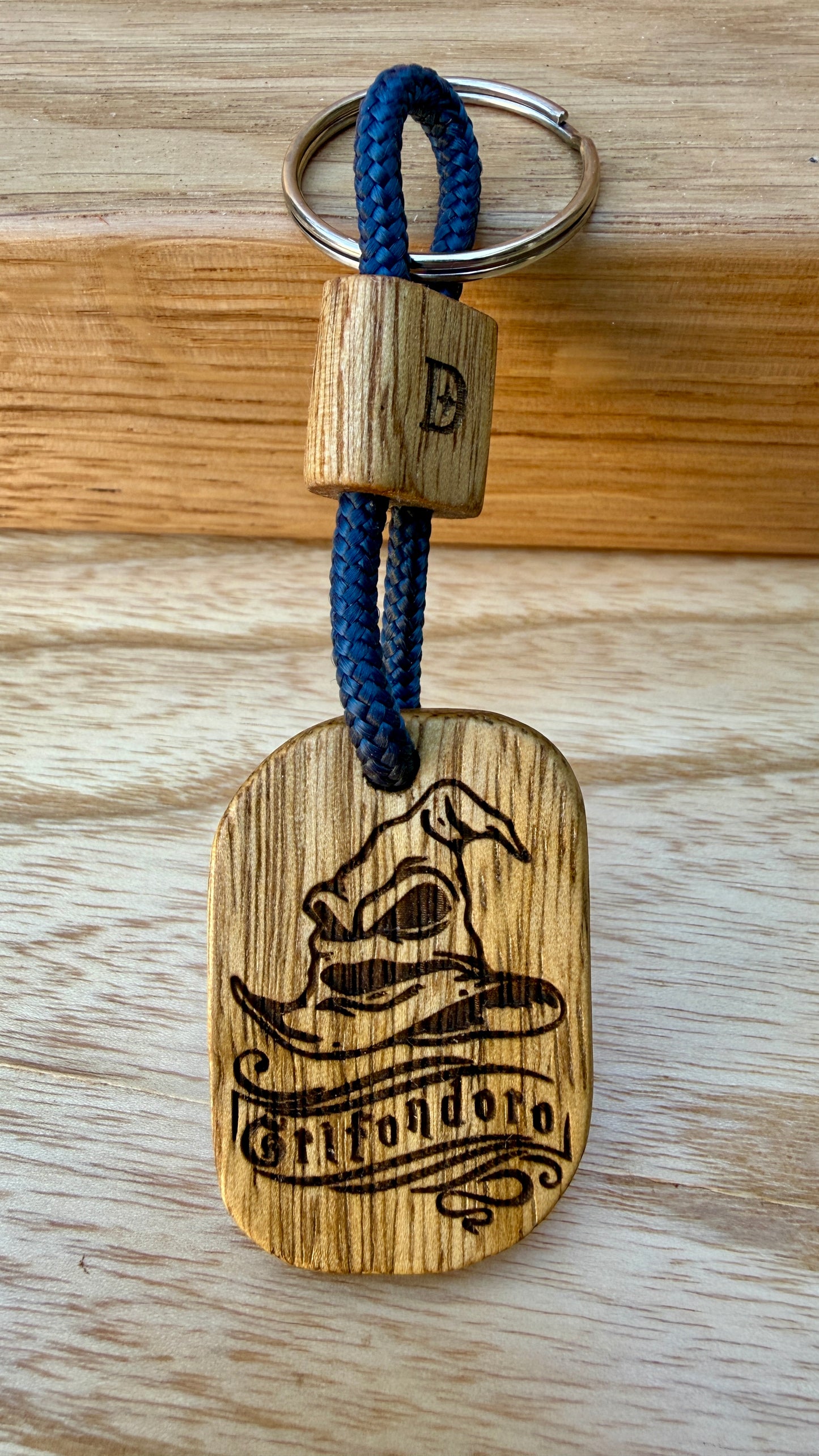 Portachiavi Cappello Parlante – Sorting Hat Tribute in Korina