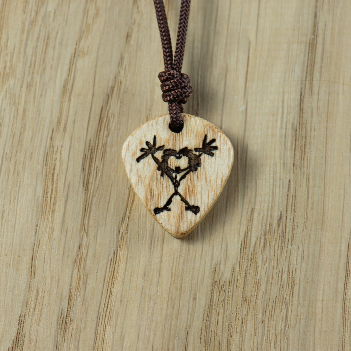 Ciondolo Plettro "Alive" - Swamp Ash