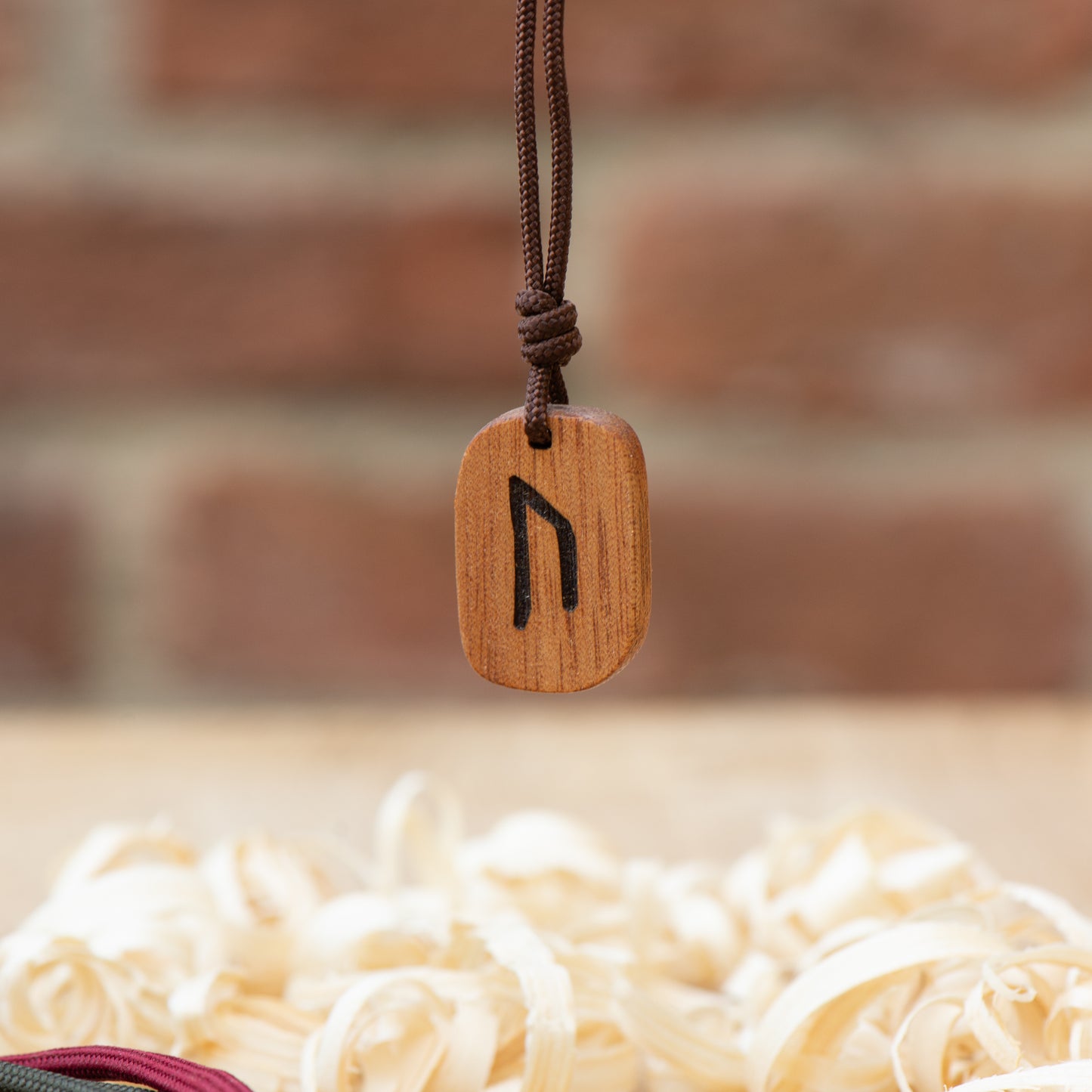 Uruz Rune Amulet – Courage, Vital Force, Healing