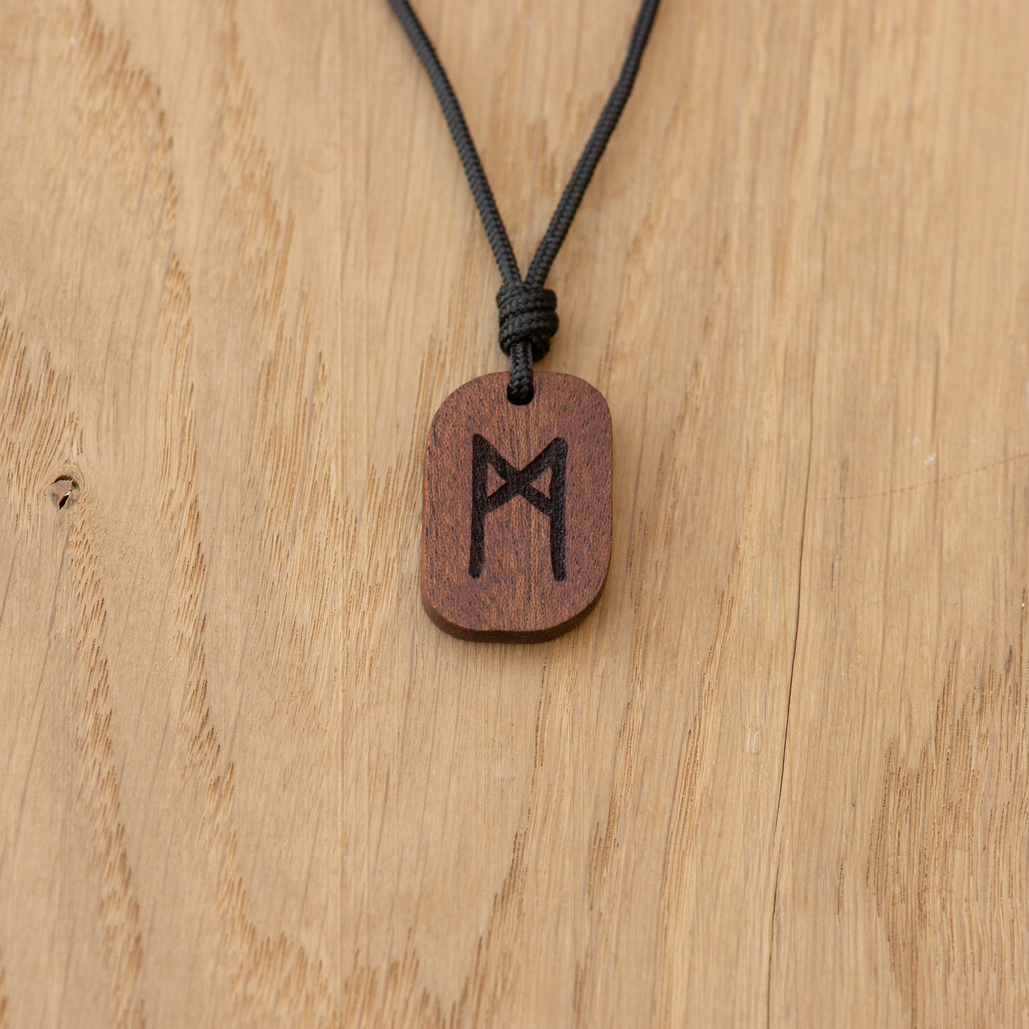 Mannaz Rune Amulet – Humanity, Awareness & Cooperation