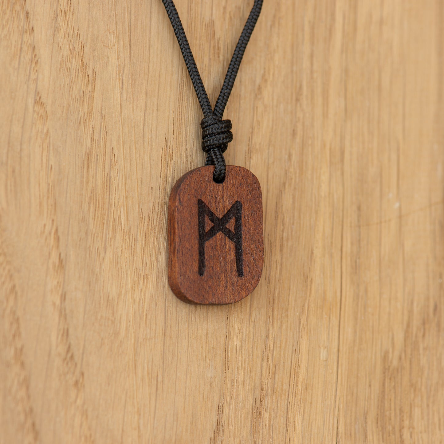 Mannaz Rune Amulet – Humanity, Awareness & Cooperation