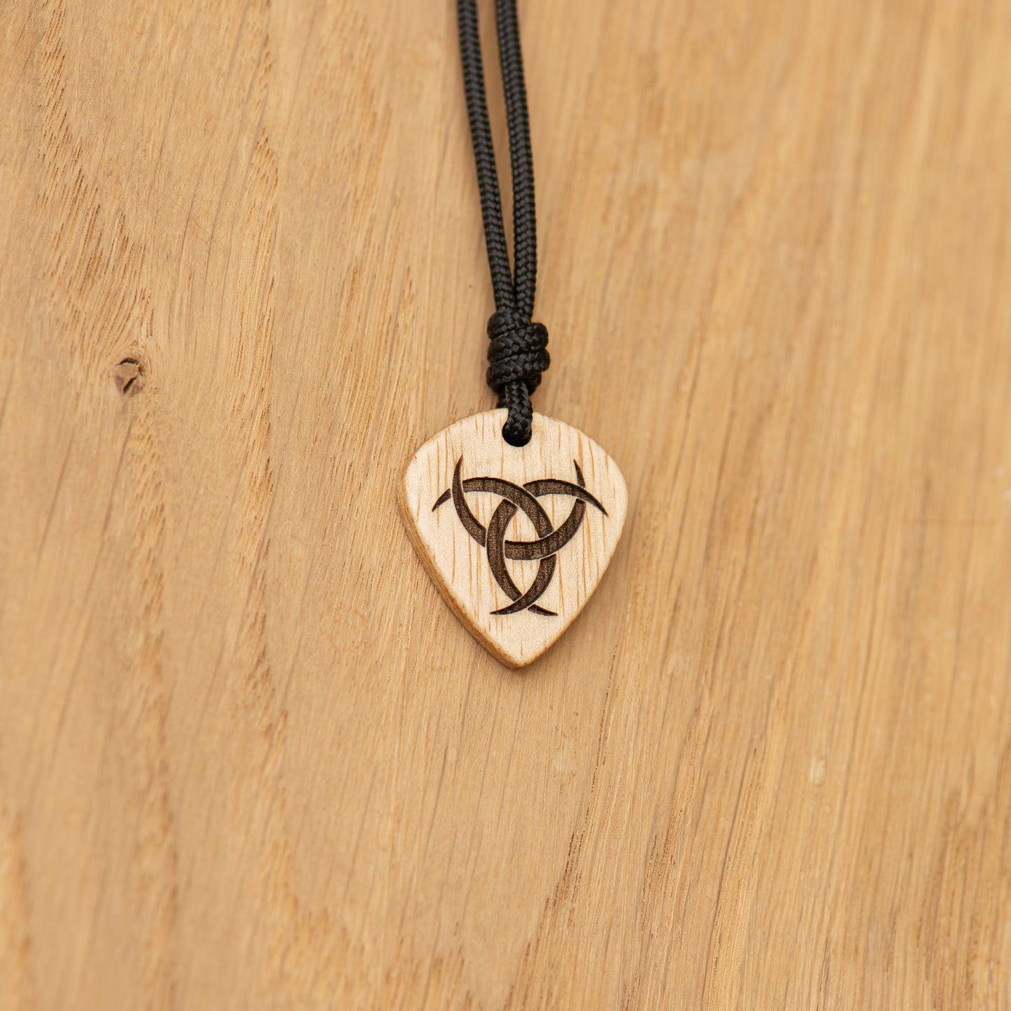Pick Pendant "Limelight" - Swamp Ash