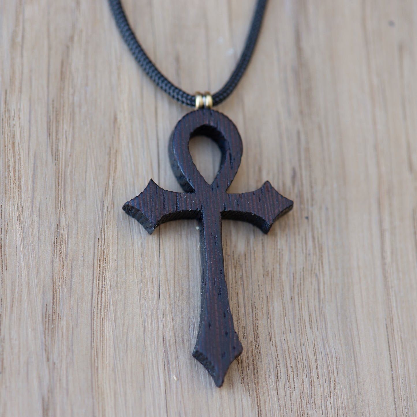 Ciondolo Ankh Gotica – Legno di Wengè