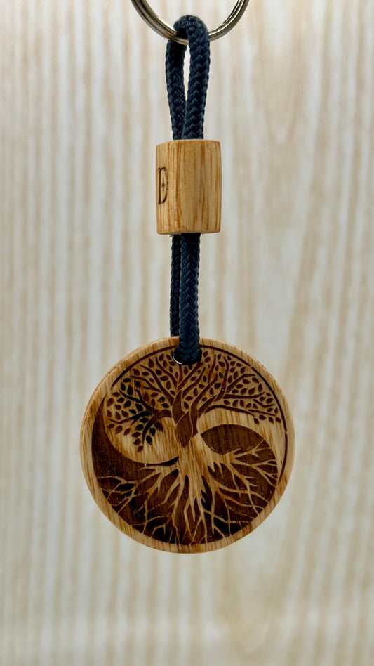 Portachiavi in Swamp Ash con Albero della Vita Yin Yang inciso – Dogstar Lab